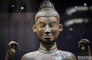 Pho tượng đồng nữ thần DURGA mới được hồi hương